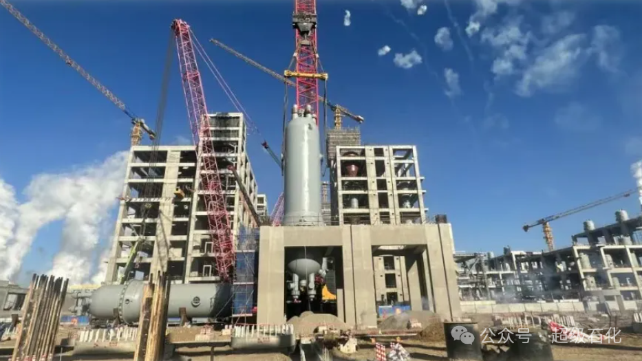 总投资171.5亿元的煤制烯烃项目，进入安装阶段